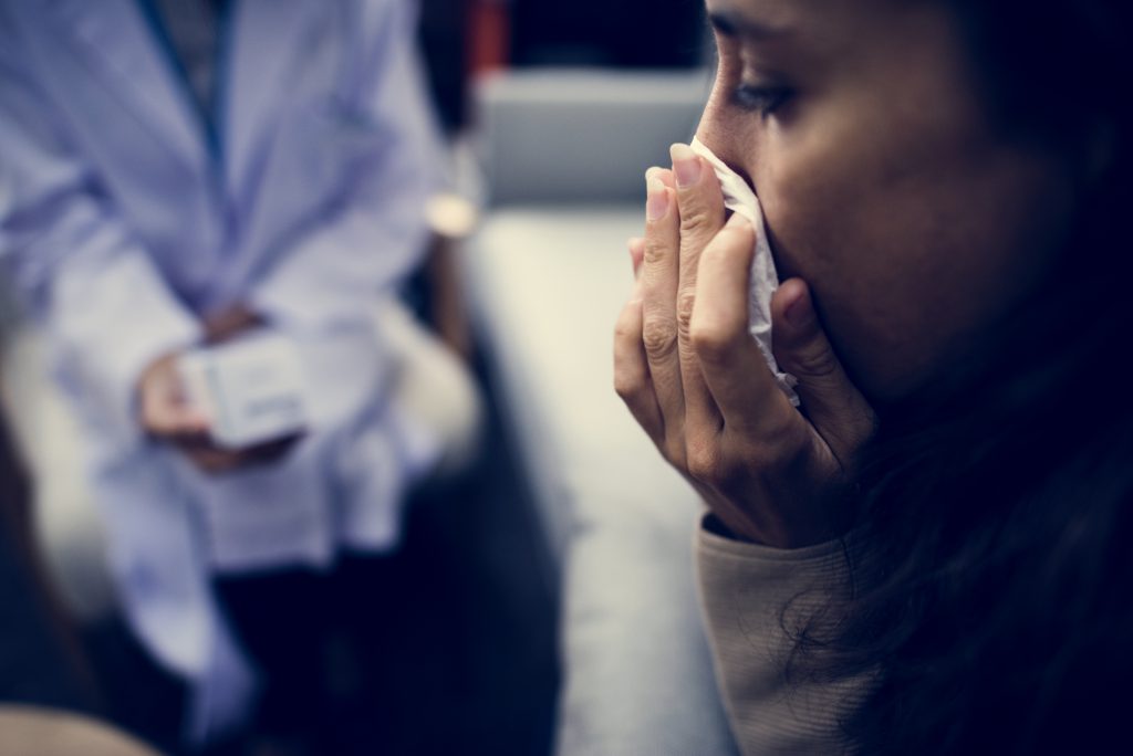 Woman crying to Doctor - family’s medical negligence rights